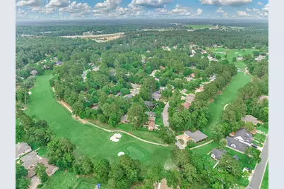 660 Hillcrest Drive, Huntsville, TX 77340 - Photo 5
