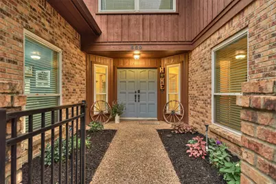 660 Hillcrest Drive, Huntsville, TX 77340 - Photo 9