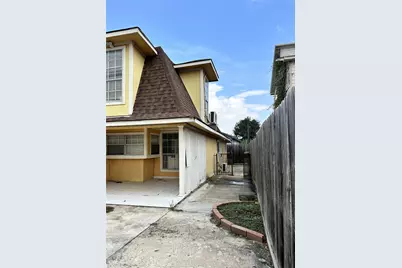 6905 Palestine Street, Houston, TX 77020 - Photo 9