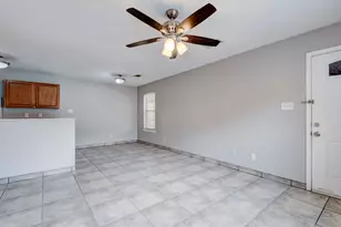 22307 Tree House Ln, Spring, TX 77373 - Photo 5