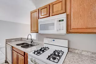 22307 Tree House Ln, Spring, TX 77373 - Photo 9