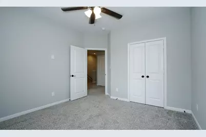 14010 Longstreet Building 3 #A, Willis, TX 77318 - Photo 19
