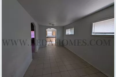 2908 Wipprecht Street, Houston, TX 77026 - Photo 13