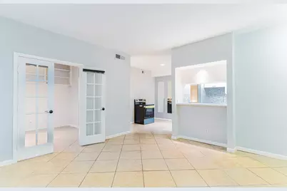 1818 Augusta Drive #27, Houston, TX 77057 - Photo 9