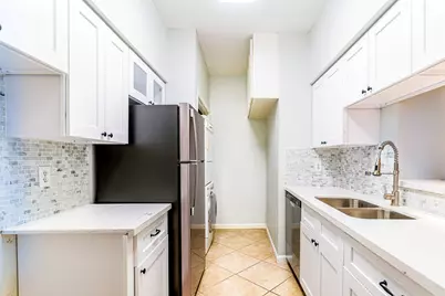 1818 Augusta Drive #27, Houston, TX 77057 - Photo 13