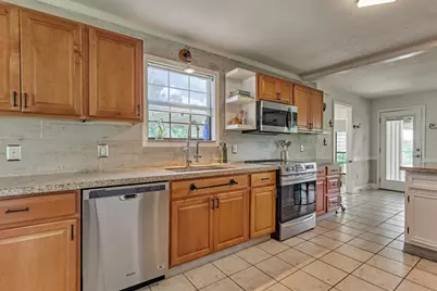 438 Lazy Lane, Montgomery, TX 77356 - Photo 23