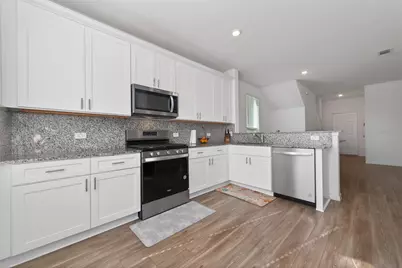 7326 Madison Commons Lane, Houston, TX 77075 - Photo 13