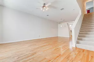 5941 S Loop E, Houston, TX 77033 - Photo 9