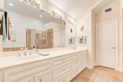 5941 South Loop E #1401, Houston, TX 77033 - Photo 25