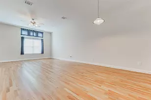 5941 S Loop E, Houston, TX 77033 - Photo 11