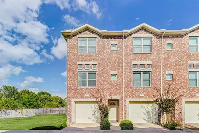 5941 South Loop E #1401, Houston, TX 77033 - Photo 1