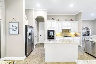 6710 Cottonwood Crest Lane, Katy, TX 77493 - Photo 11