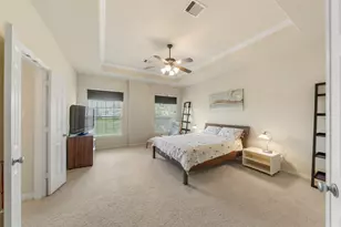 10610 Wallingford Pl, Houston, TX 77042 - Photo 19