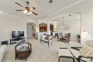 10610 Wallingford Pl, Houston, TX 77042 - Photo 3