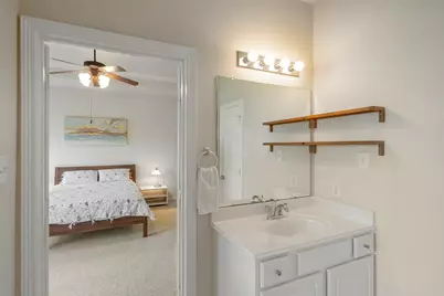 10610 Wallingford Place, Houston, TX 77042 - Photo 21