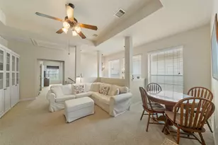 10610 Wallingford Pl, Houston, TX 77042 - Photo 17