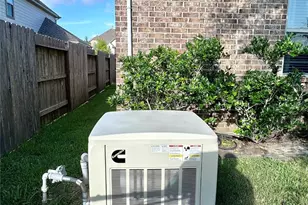 2813 Bernadino Dr, Texas City, TX 77568 - Photo 39