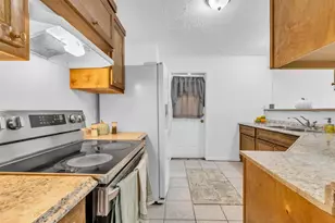 7227 Greenyard Dr, Houston, TX 77086 - Photo 17