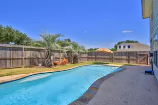 2906 Landing Edge Ln Ln, League City, TX 77539 - Photo 45