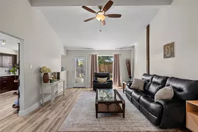 6305 Silver Leaf Dr, League City, TX 77573 - Photo 7