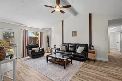 6305 Silver Leaf Dr, League City, TX 77573 - Photo 9
