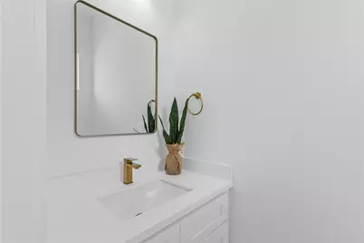 6186 Eastland Street #A-B, Houston, TX 77028 - Photo 11