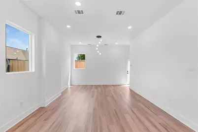 6186 Eastland Street #A-B, Houston, TX 77028 - Photo 9