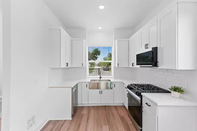 6186 Eastland Street #A-B, Houston, TX 77028 - Photo 5