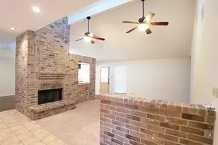 2111 Echo Ridge, Sugar Land, TX 77478 - Photo 3