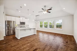 10604 Centre Glade Dr, Houston, TX 77043 - Photo 9