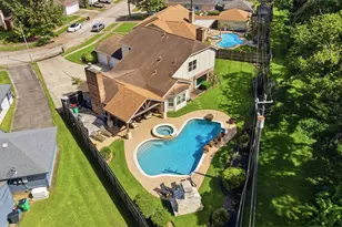 4908 Summer Ln, Baytown, TX 77521 - Photo 29