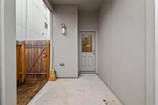 11413 Velvet Fld Dr, Houston, TX 77047 - Photo 35