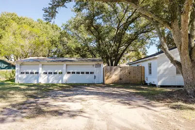 2518 Daugherty Street, Waller, TX 77484 - Photo 17