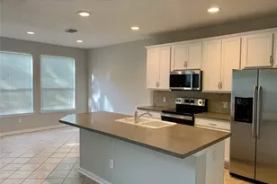 11 Baccara Pl, The Woodlands, TX 77384 - Photo 5