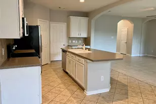 11 Baccara Pl, The Woodlands, TX 77384 - Photo 7