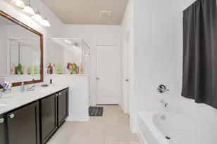 4414 Painted Bunting Ln, Baytown, TX 77521 - Photo 19
