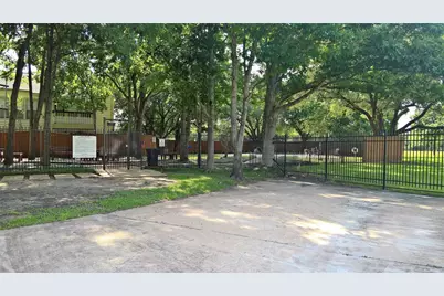 11710 Southlake Drive #18, Houston, TX 77077 - Photo 45