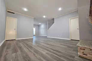 11710 Southlake Dr, Houston, TX 77077 - Photo 17