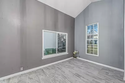 7622 Candlegreen Lane, Houston, TX 77071 - Photo 9