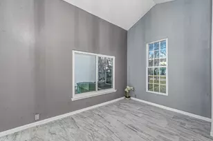 7622 Candlegreen Ln, Houston, TX 77071 - Photo 9