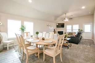 2211 Bright Sunrise Trl, Fresno, TX 77545 - Photo 9