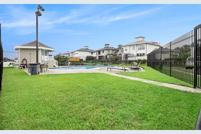 2032 Glencove Drive, Seabrook, TX 77586 - Photo 29