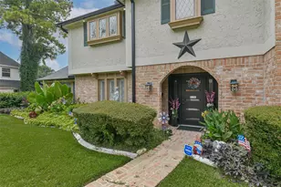 16211 N Greenfield Dr, Spring, TX 77379 - Photo 3