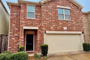 3714 Main Aspen Dr, Houston, TX 77025 - Photo 1