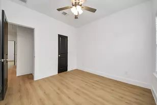 954 Junell St, Houston, TX 77088 - Photo 41