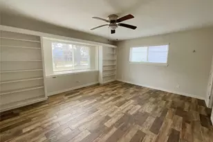 443 Bayou View Dr, El Lago, TX 77586 - Photo 21