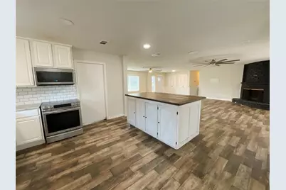 443 Bayou View Drive, El Lago, TX 77586 - Photo 13