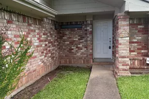 2926 Colony Dr, Sugar Land, TX 77479 - Photo 1
