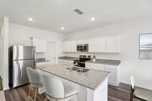 7711 Enchanted Pearl Dr, Angleton, TX 77515 - Photo 1