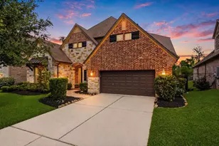 111 N Winter Sunrise Cir, The Woodlands, TX 77375 - Photo 1